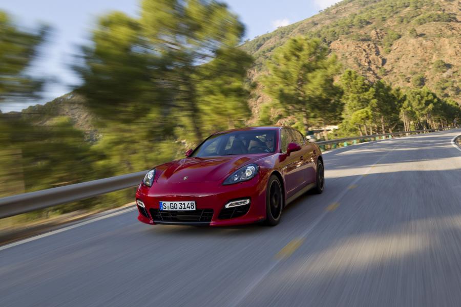  Porsche Panamera GTS 2011 года  (фото 18 из 81)